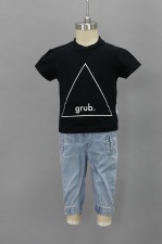 Baby Black Short-sleeve Tee And Denim Capri Pants